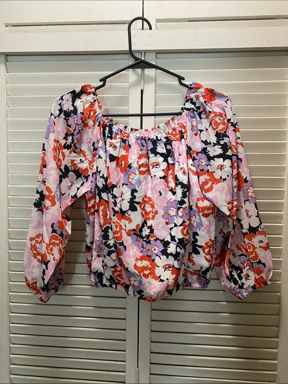 Pink Lily Floral Off-Shoulder Tunic in Coral, Pink & Black
